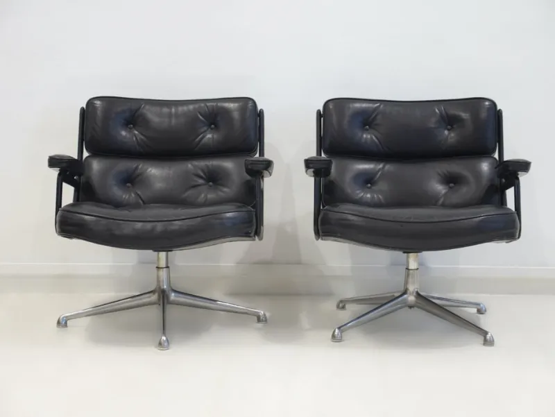 Clearance Pamono Set of Executive Chairs in Black Leather by Charles and Ray Eames, 1960s