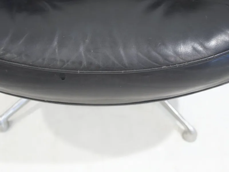 Clearance Pamono Set of Executive Chairs in Black Leather by Charles and Ray Eames, 1960s