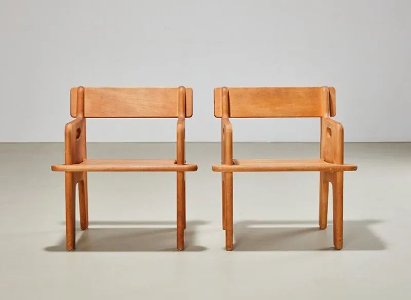 Pamono Set of First Edition Peter's Child Chairs by Hans Wegner for Fredericia, Denmark, 1944> Children's Chairs