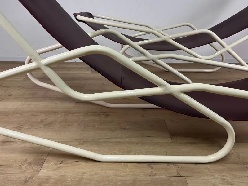 Pamono Set of Italian Painted Iron and Leather Deckchairs, 1950s> Daybeds & Chaises Lounges