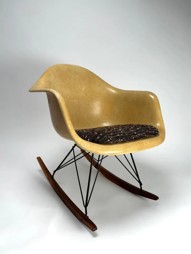 Pamono Set of Shell Fiberglass Rar Rockers attributed to Eames for Herman Miller, 1960s