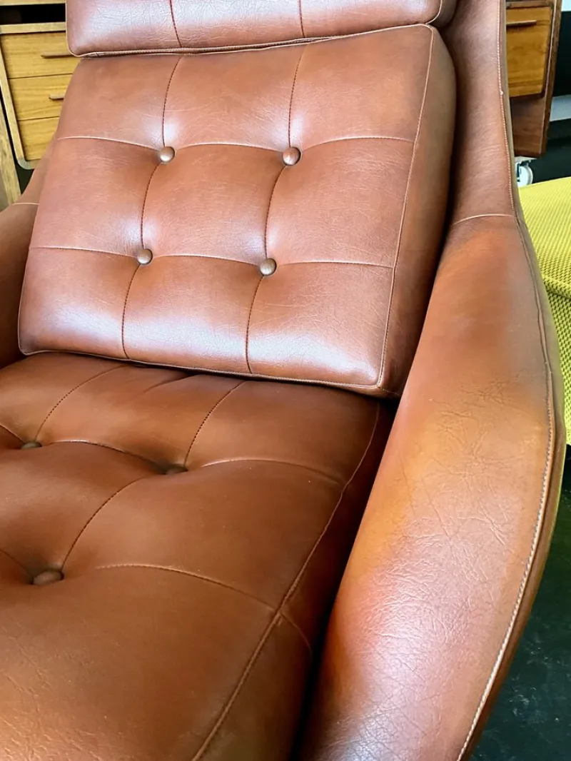 Pamono Set of Vintage Vinyl Leather Lounge Swivel Chair and Ottoman in Cognac Brown, 1970s> Office Chairs
