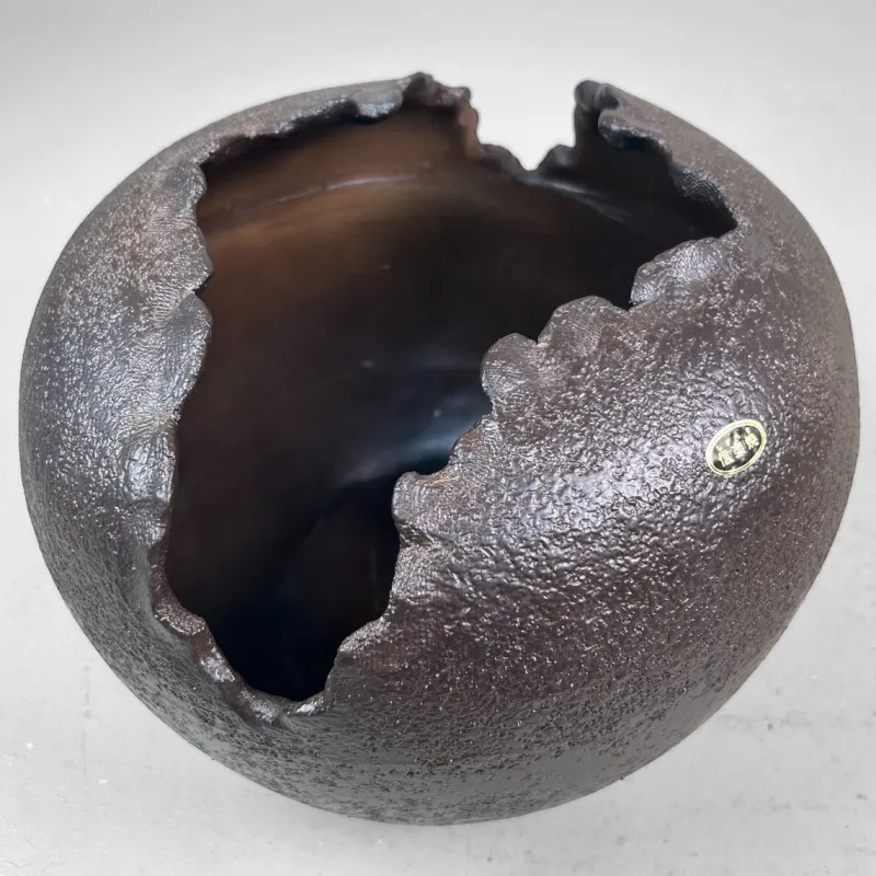 Pamono Shigaraki Ceramic Sculptural Ikebana Vase, 1970s