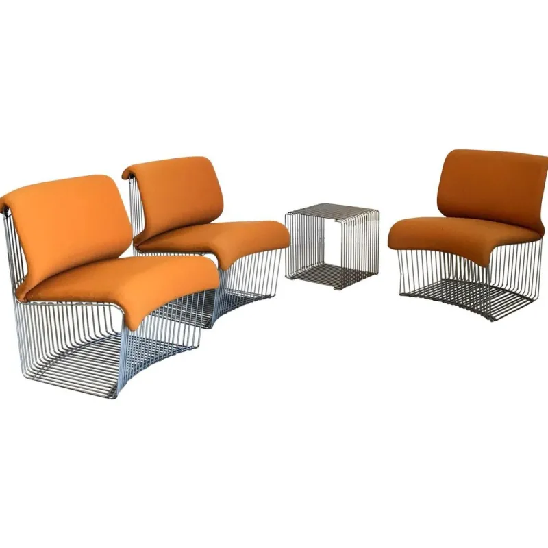 Pamono Side Table & 3 Pantonova Chairs by Verner Panton for Fritz Hansen, 1971, Set of 4> Living Room Sets