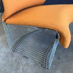 Pamono Side Table & 3 Pantonova Chairs by Verner Panton for Fritz Hansen, 1971, Set of 4> Living Room Sets