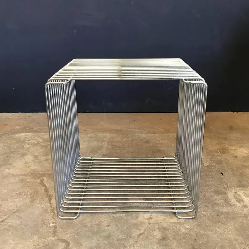 Pamono Side Table & 3 Pantonova Chairs by Verner Panton for Fritz Hansen, 1971, Set of 4> Living Room Sets