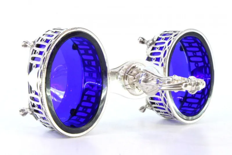 Pamono Silver and Blue Glass Salt and Pepper Shakers with Cut-Outs and Claw-Shaped Feet, Set of 3> Salt & Pepper Shakers