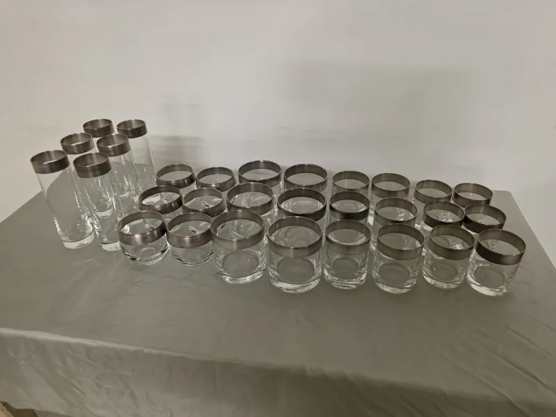 Hot Pamono Silver Band Glassware by Dorothy Thorpe Inc., 1960s, Set of 30