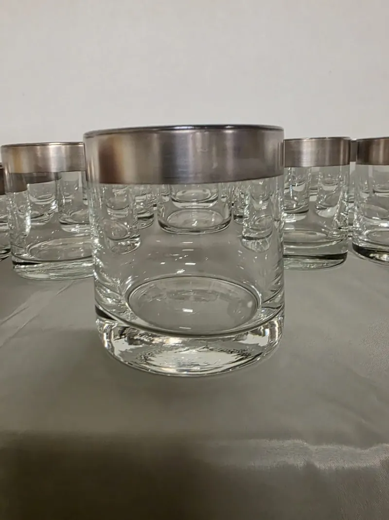 Hot Pamono Silver Band Glassware by Dorothy Thorpe Inc., 1960s, Set of 30