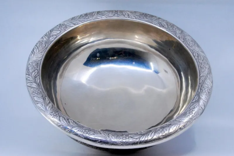 Outlet Pamono Silver Bowl with Floral Engravings
