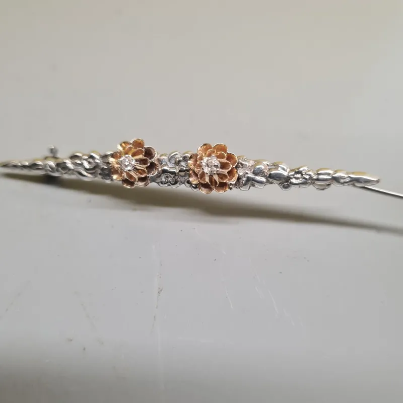 Pamono Silver Brochette with Gold Rosettes and Diamonds, 1900s> Brooches