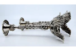 Pamono Silver Candlesticks Embossed with Acanthus Leaves and Resting on Three Feet, Set of 2><noscript><img width=