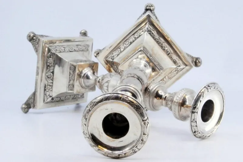 Pamono Silver Candlesticks with Engravings of Flowers and Palms, Set of 2> Candleholders