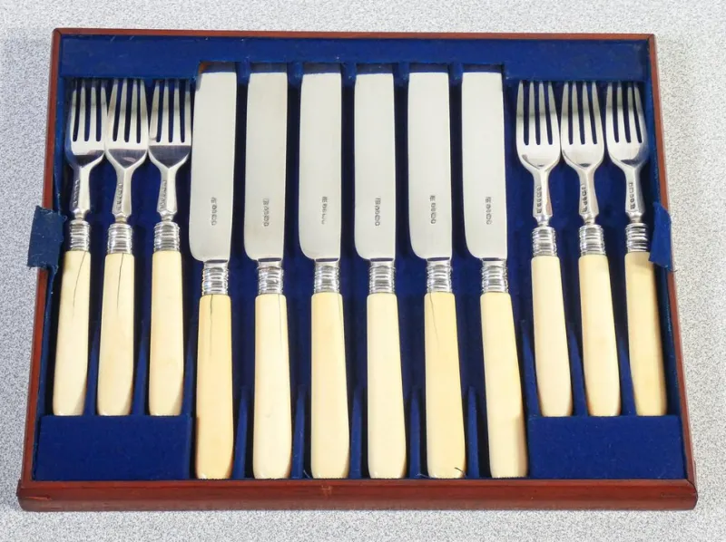 Pamono Silver Cutlery Service by Henry Wilkinson, 1872, Set of 24> Cutlery & Serving Utensils
