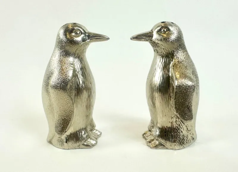 Pamono Silver Plated Salt and Pepper Penguins, 1970s, Set of 2> Salt & Pepper Shakers