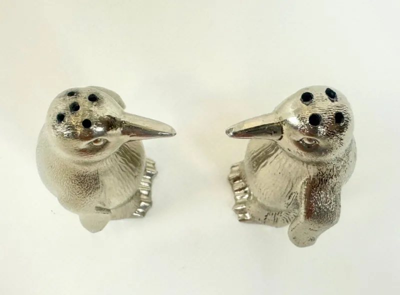 Pamono Silver Plated Salt and Pepper Penguins, 1970s, Set of 2> Salt & Pepper Shakers