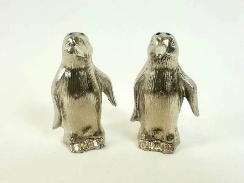 Pamono Silver Plated Salt and Pepper Penguins, 1970s, Set of 2> Salt & Pepper Shakers