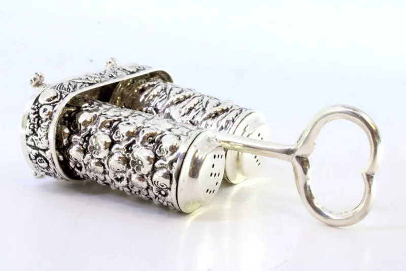 Pamono Silver Salt and Pepper Shakers with Embossed Floral Motifs> Salt & Pepper Shakers