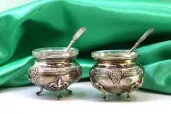 Pamono Silver Salt and Pepper Shakers with Glass Cores and Embossed Spoons, Set of 4><noscript><img width=
