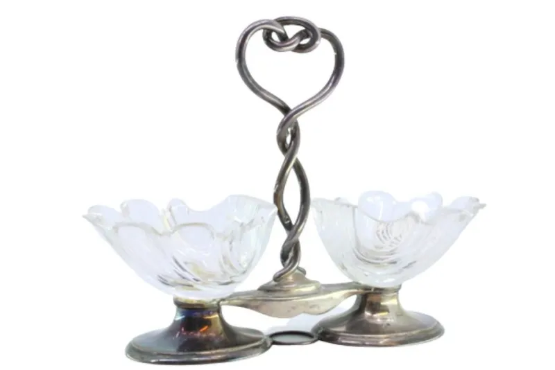 Pamono Silver Salt and Pepper Shakers with Shell-Shaped Glass Containers, Set of 2> Salt & Pepper Shakers