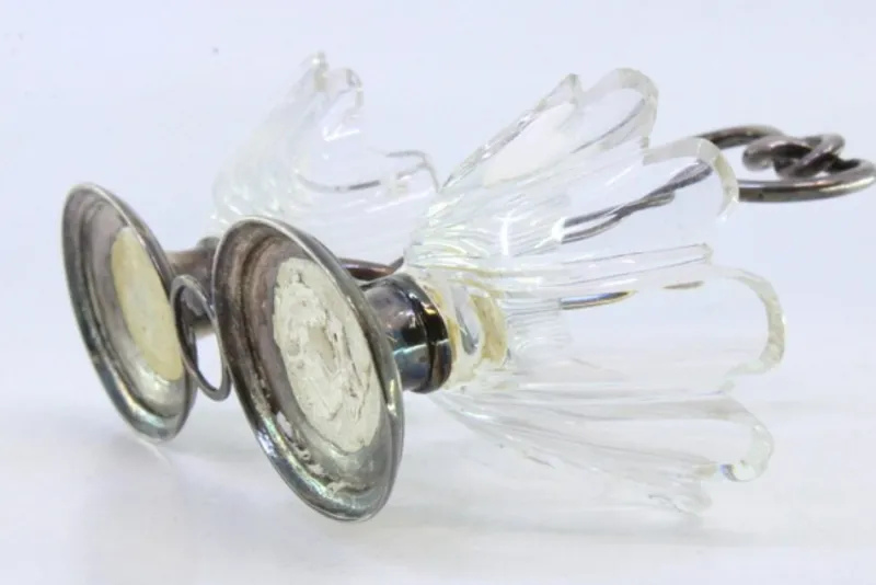 Pamono Silver Salt and Pepper Shakers with Shell-Shaped Glass Containers, Set of 2> Salt & Pepper Shakers