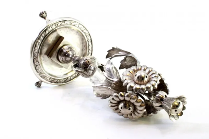 Pamono Silver Toothpick Holder with Floral Reliefs and Applications, Jar with Circular Base and Claw-Shaped Feet> Dinnerware Accessories