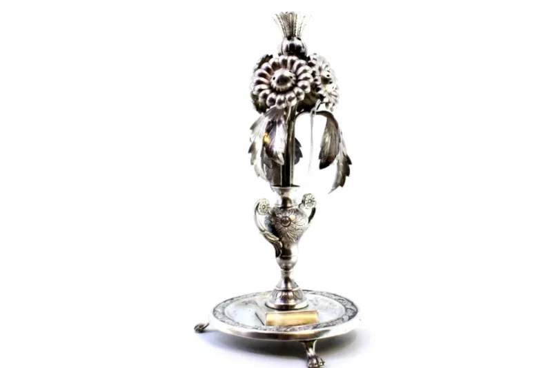Pamono Silver Toothpick Holder with Floral Reliefs and Applications, Jar with Circular Base and Claw-Shaped Feet> Dinnerware Accessories