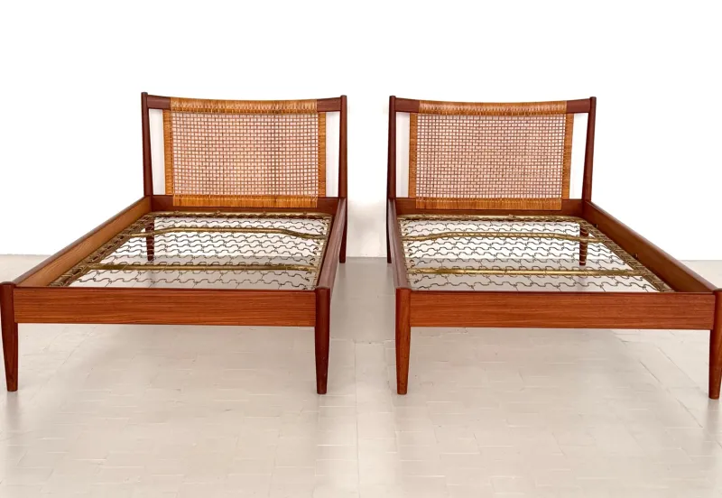 Outlet Pamono Single Beds by Børge Mogensen for Søborg Møbelfabrik, Denmark, 1950s, Set of 2