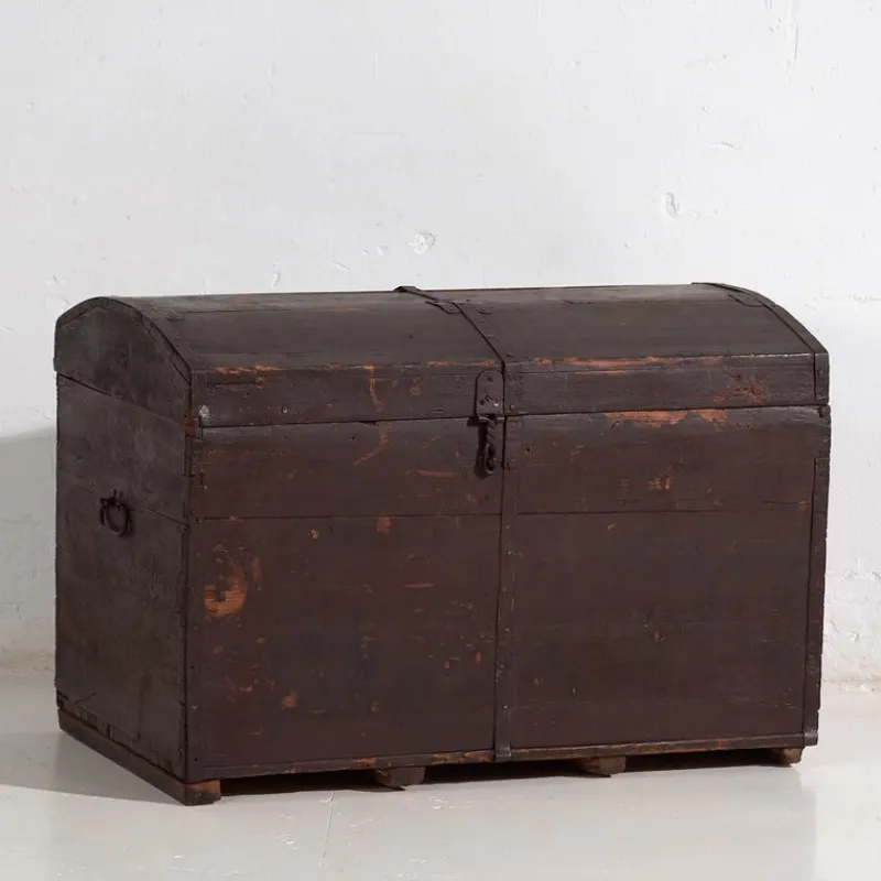 Best Pamono Small Antique Chest, 1900s