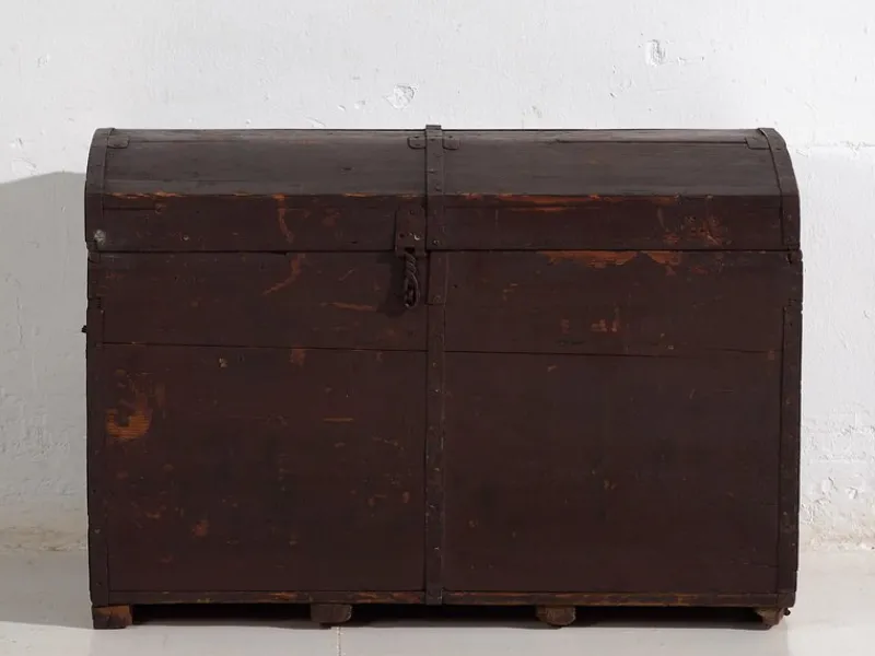 Best Pamono Small Antique Chest, 1900s