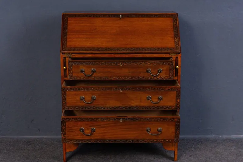 Pamono Small Antique Flap Secretary> Secretaires