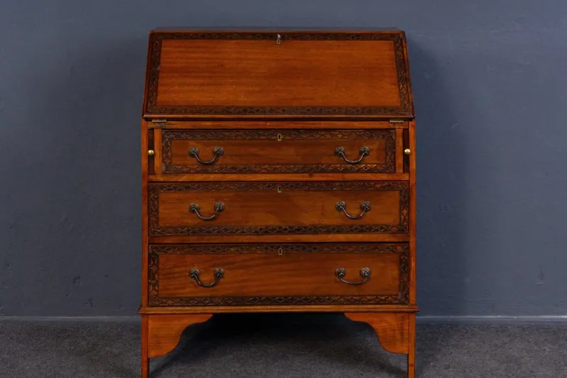 Pamono Small Antique Flap Secretary> Secretaires