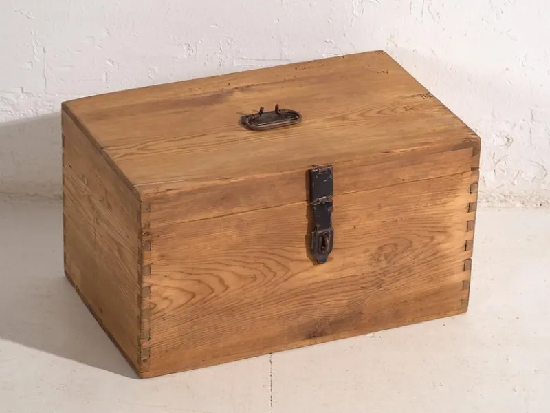 Sale Pamono Small Antique Storage Chest, 1920s