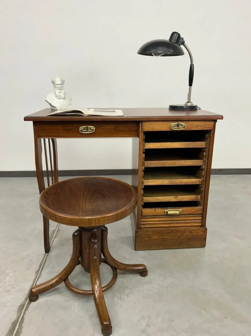 Pamono Small Art Deco Desk, 1930s> Desks
