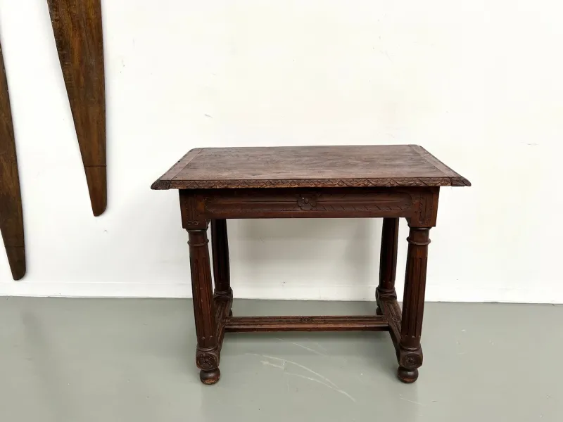 Pamono Small Carved Oak Writing Table, 19th Century> Desks