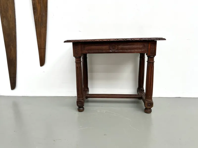 Pamono Small Carved Oak Writing Table, 19th Century> Desks