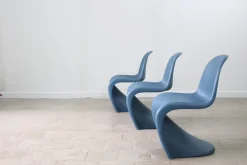 Pamono Small Chair by Verner Panton for Vitra, 2000s><noscript><img width=