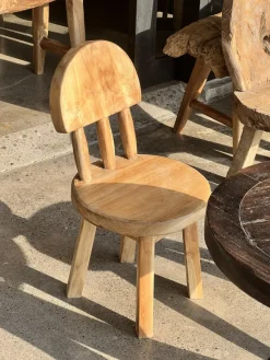 Pamono Small Children's Chair in Natural Blond Teak with Three-Bar Back><noscript><img width=