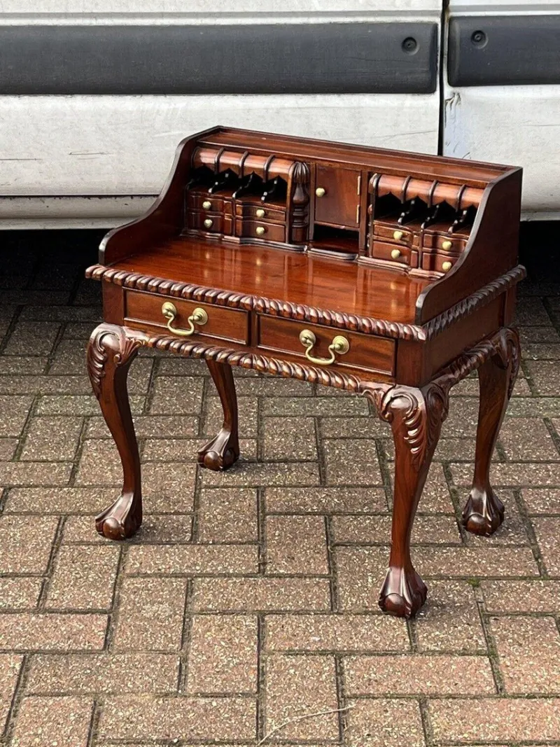Sale Pamono Small Desk with Secret Drawers