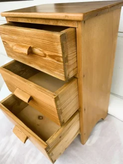 Pamono Small 3-Drawer Cabinet, 1950s> Dressers, Commodes & Chests