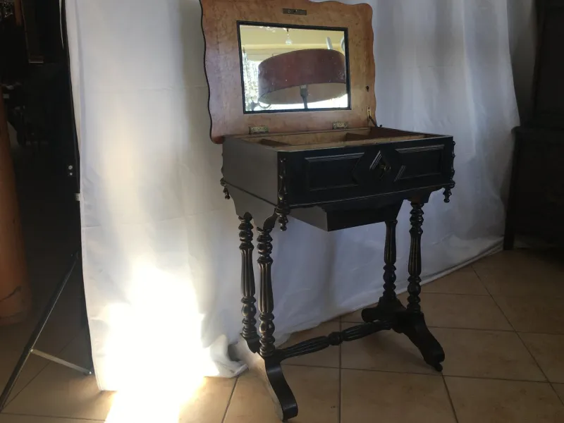 Pamono Small Dressing Table, 19th Century> Dressing Tables