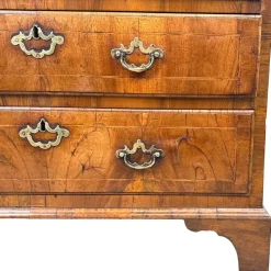 Outlet Pamono Small Georgian Walnut Tallboy, 1720