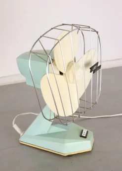 Pamono Small Mid-Century Italian Fans, Set of 2><noscript><img width=