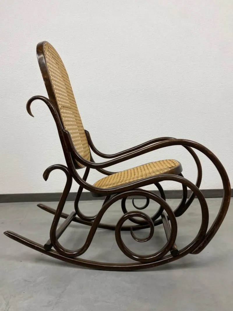 Pamono Small No. 10 Children's Rocking Chair attributed to Thonet, 1930s> Children's Chairs