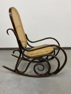 Pamono Small No. 10 Children's Rocking Chair attributed to Thonet, 1930s><noscript><img width=