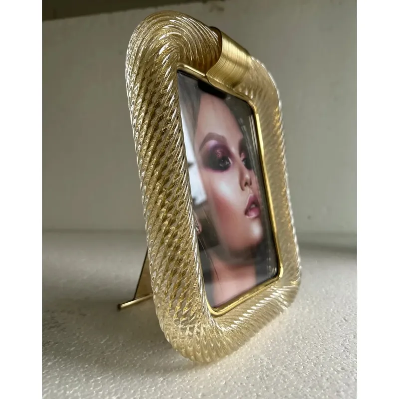Pamono Small Picture Frame in Murano Glass and Brass by Simoeng> Decorative Objects