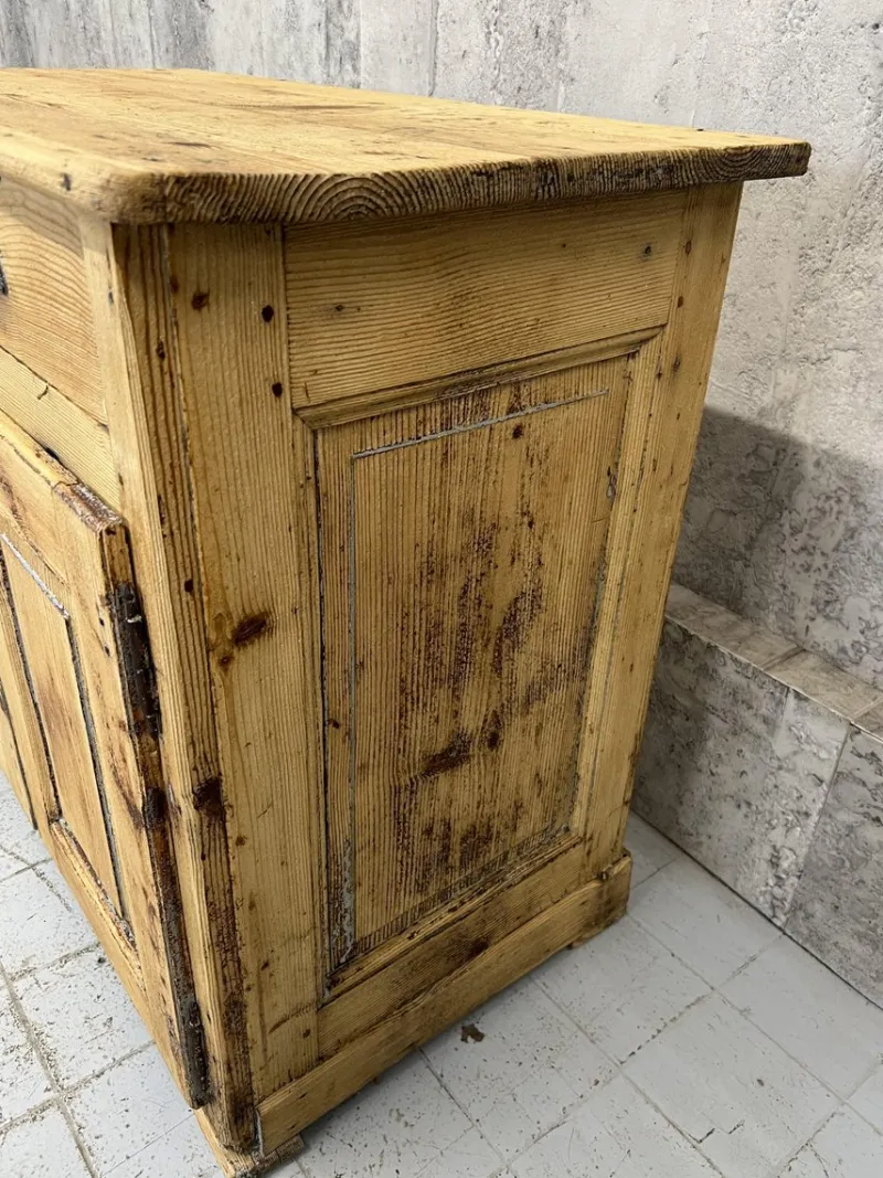 Hot Pamono Small Rustic French Shop Counter, 1890s