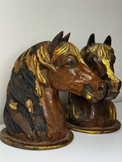 Pamono Small Scottish Victorian Heavy Cast-Iron Horse Head Gatepost Sculptures, Set of 2><noscript><img width=