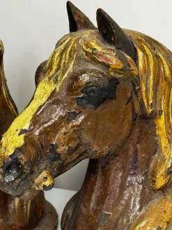Pamono Small Scottish Victorian Heavy Cast-Iron Horse Head Gatepost Sculptures, Set of 2><noscript><img width=