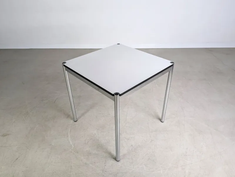 Pamono Small Square White Desk from USM Haller